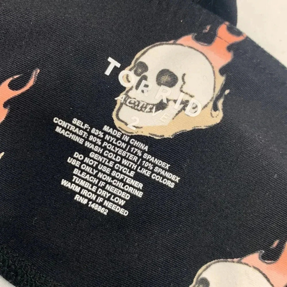 Torrid Active Leggings Athletic Pants Pockets Skull Flames Black Plus Size 2X - Picture 12 of 12